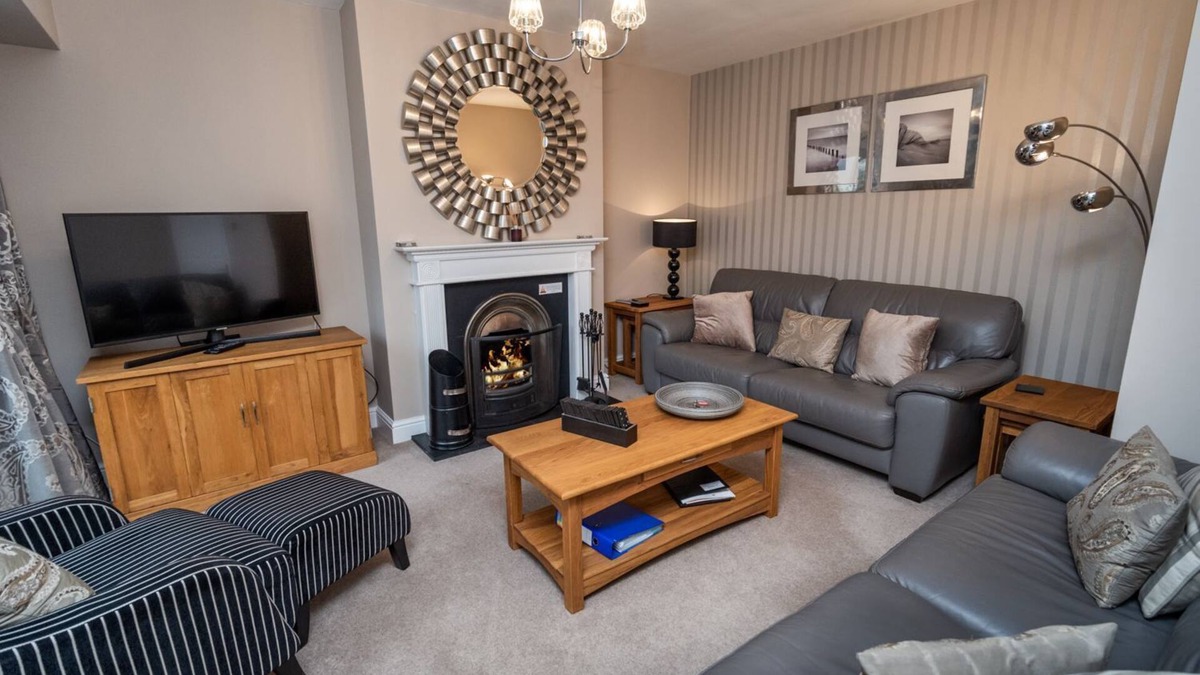 Portinscale Cottage | Appletree - a house that sleeps 6 guests in 3 bedrooms