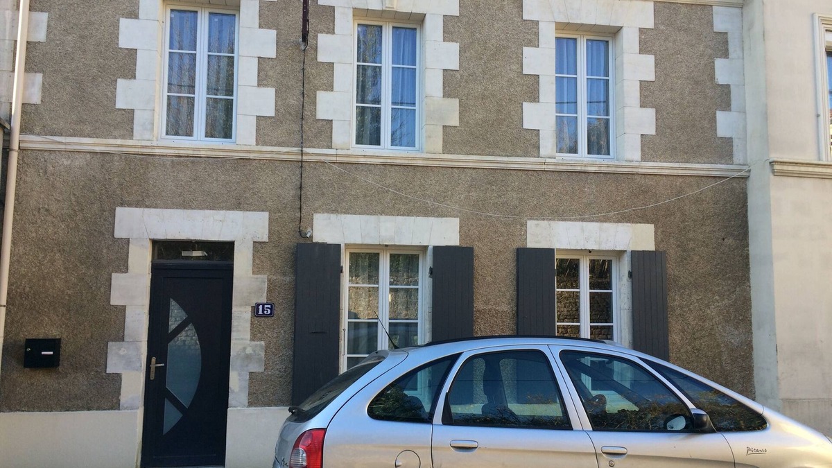 Jonzac House | appt nine 1st floor 300ml of the castle classified 3 stars