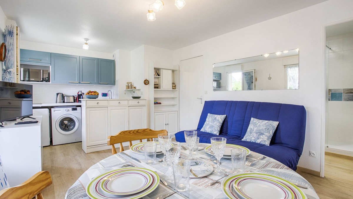 Cabourg Apartment | Appt T3 Refait à Neuf au Rez-de-jardin. Accès Direct Plage et à la Promenade MP