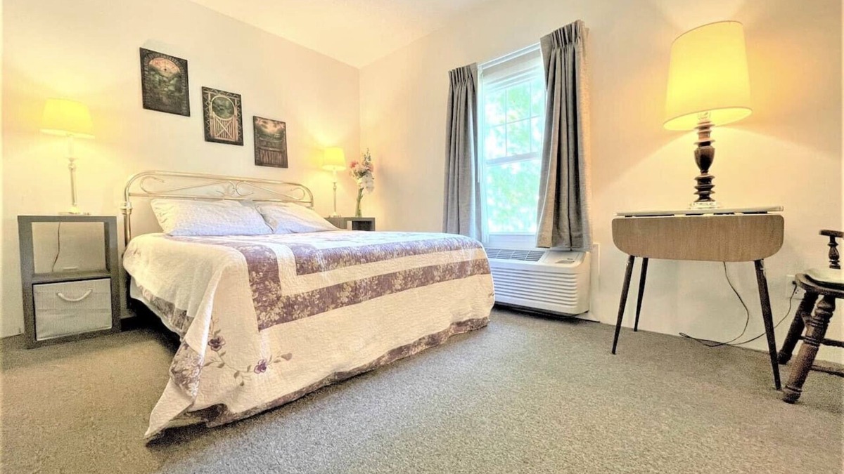 Paulding Apartment | Apt. 1 - Ensuite Bath, Roku, Kitchenette, Queen