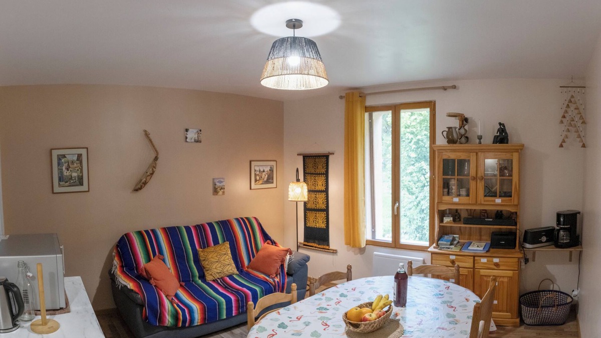 Saint-Joseph-de-Riviere Apartment | Apt 1st floor - Gite1000chemins