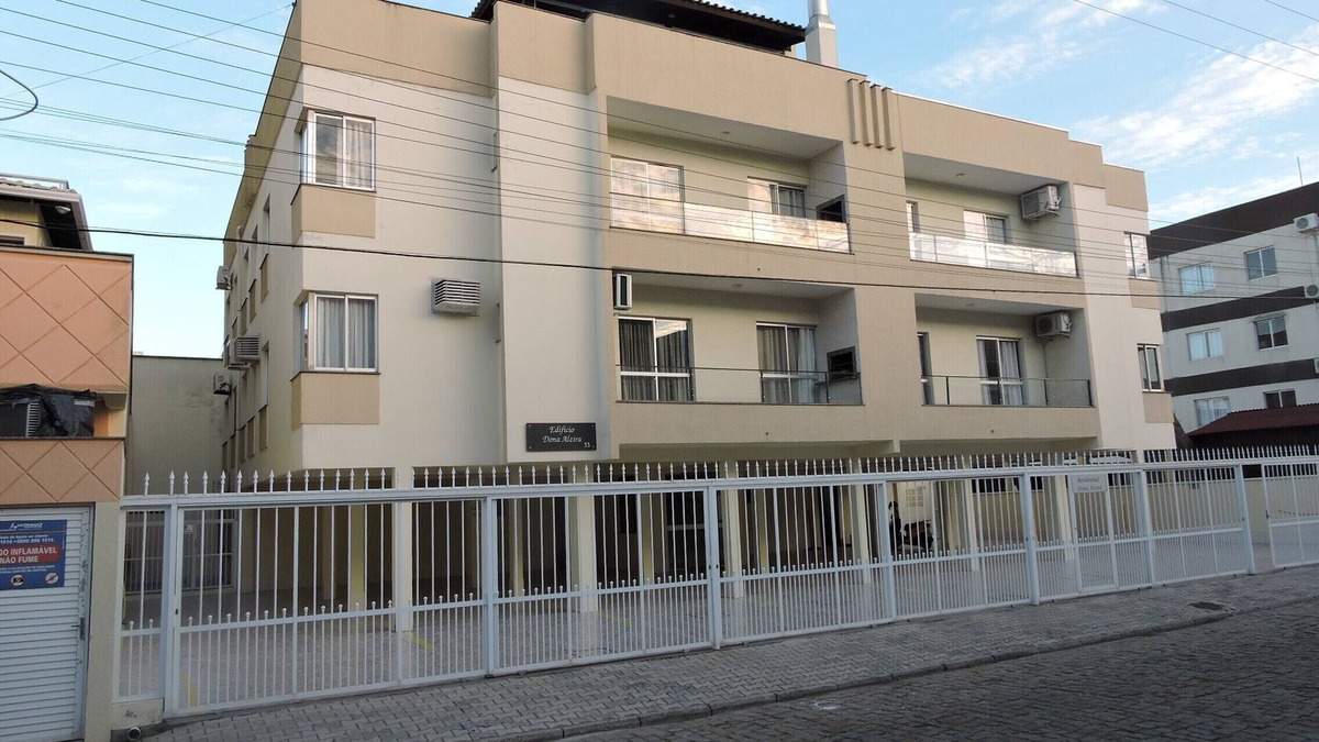 Centro Apartment | Apt 2/4 center of Bombs just 120/150 meters from the beach/REFORMED