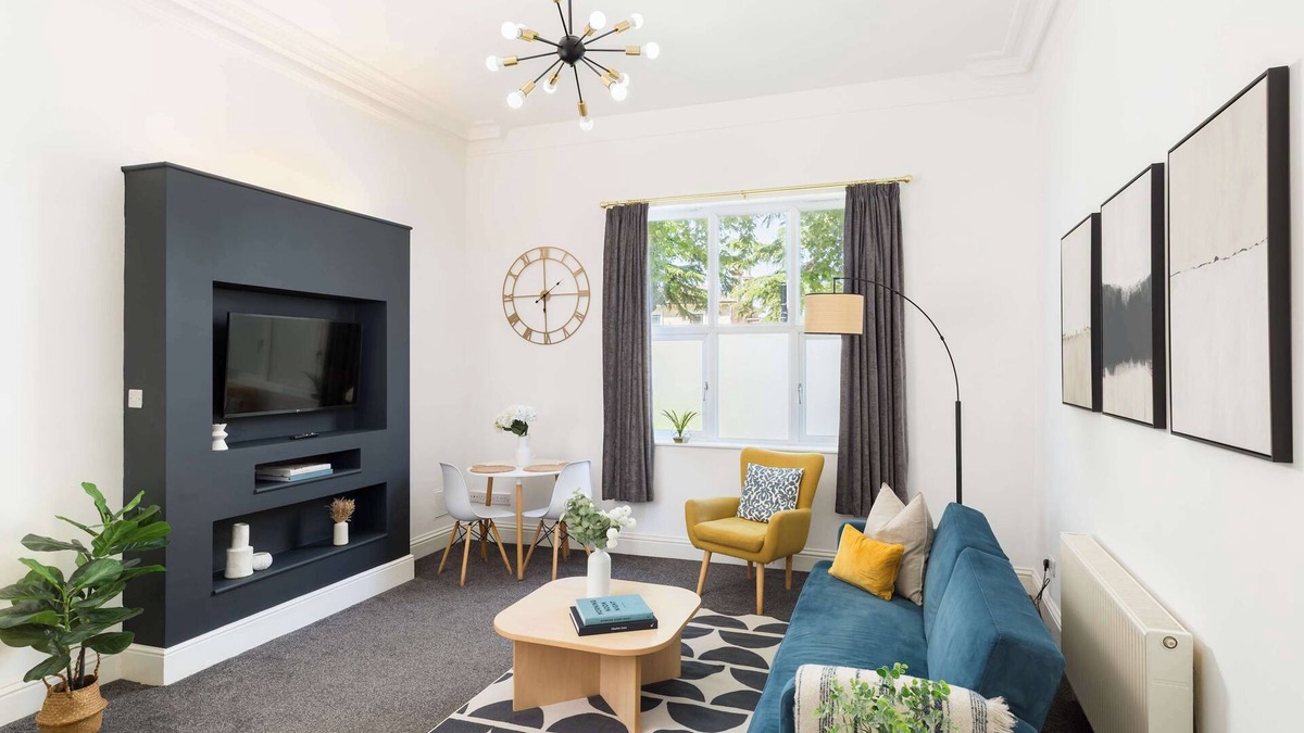 Leamington Spa Apartment | Apt 2 Avenue Road - Leamington Spa
