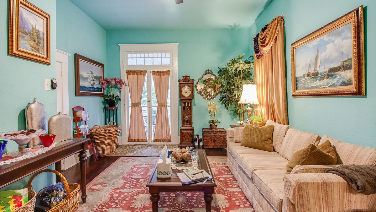 Tobin Hill Apartment | Apt# 2 - Stunning Apt to close to Pearl Brewery, Riverwalk, Trinity & Ft. Sam