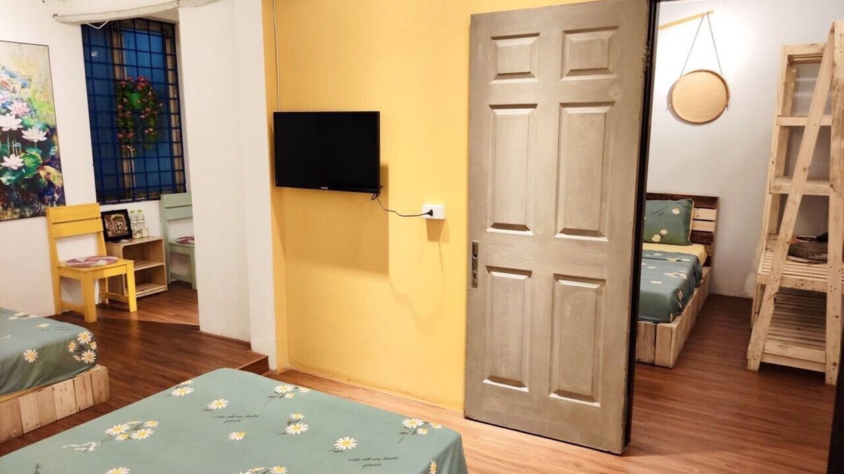 Hang Trong House | Apt*2BR 3 Beds in the center for 5 pax-Sunny homestay