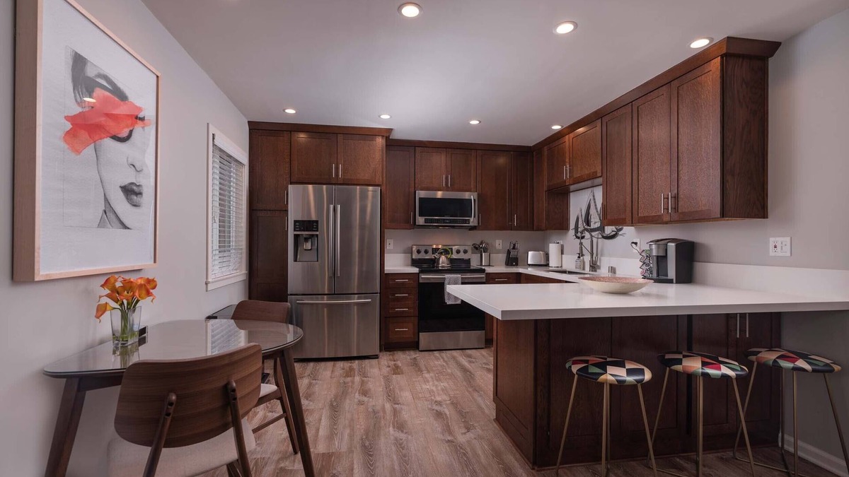 Carpinteria Apartment | Apt 7: Cozy Contemporary Family Beach Apartment