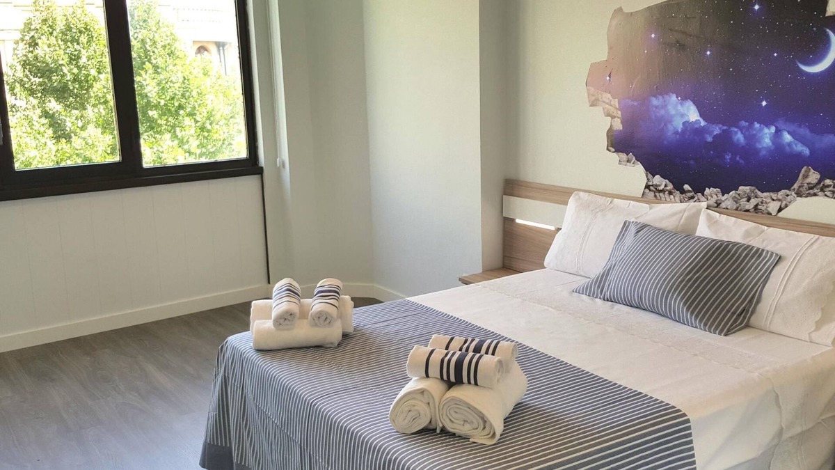 Centro Comercial Apartment | Apt Boulevard Gran Capitán Córdoba by JITKey