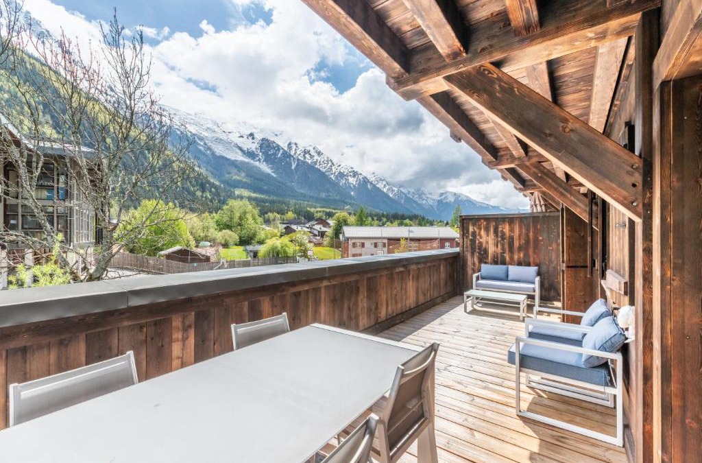 Chamonix City Centre Apartment | Apt. Grand Paradis B14 - Modern with Mont Blanc view