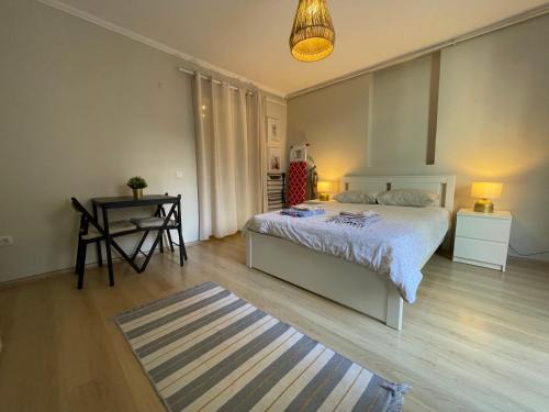 Taksim Apartment | Apt w/Balcony in center,5 mn walk to Istiklal