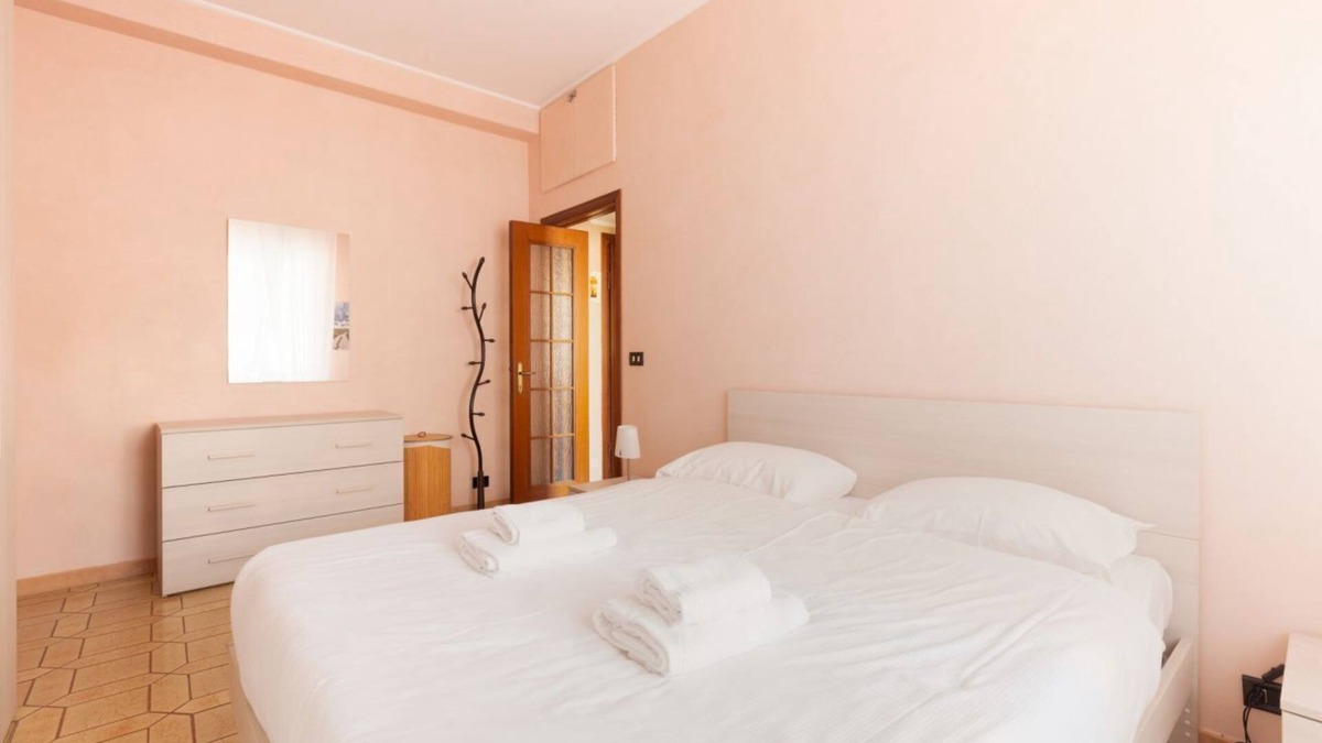 Montalbino Apartment | APT with balcony- M3 Maciachini