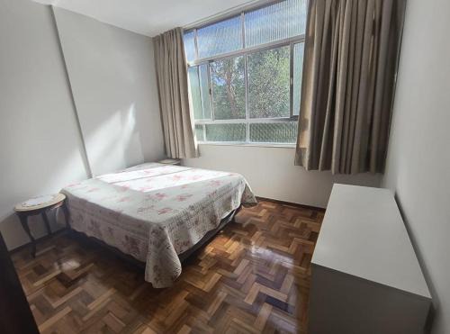 Nova Friburgo Apartment | Apto Clássico, Centro de Friburgo, em frente à Pça Getúlio Vargas e pertinho do Teleférico e da Pça Suspiro - Muito bem equipado - Aquecedor
