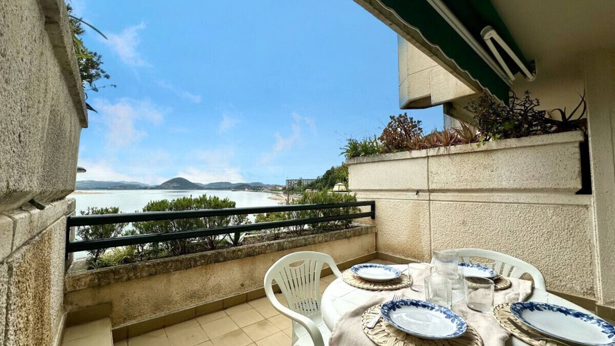 Santona Apartment | Apto con Terraza y Piscina- Costavento 3601