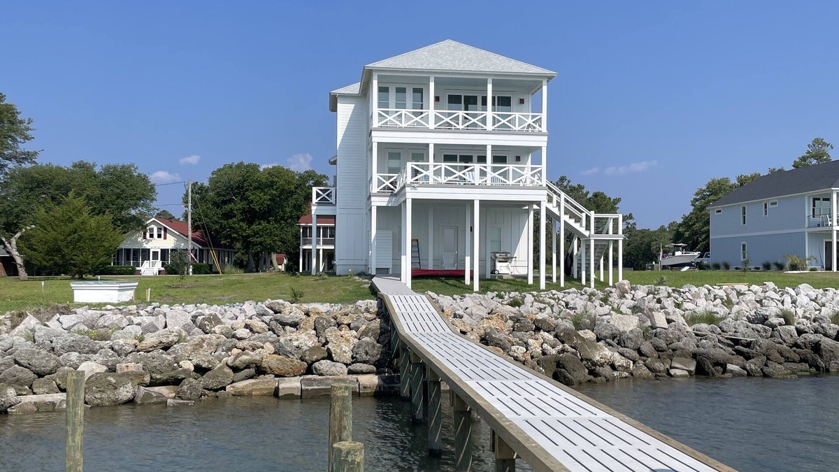 Atlantic House | Aqua Vista Atlantic — Luxury Coastal Living in Atlantic, NC Southern Outer Banks