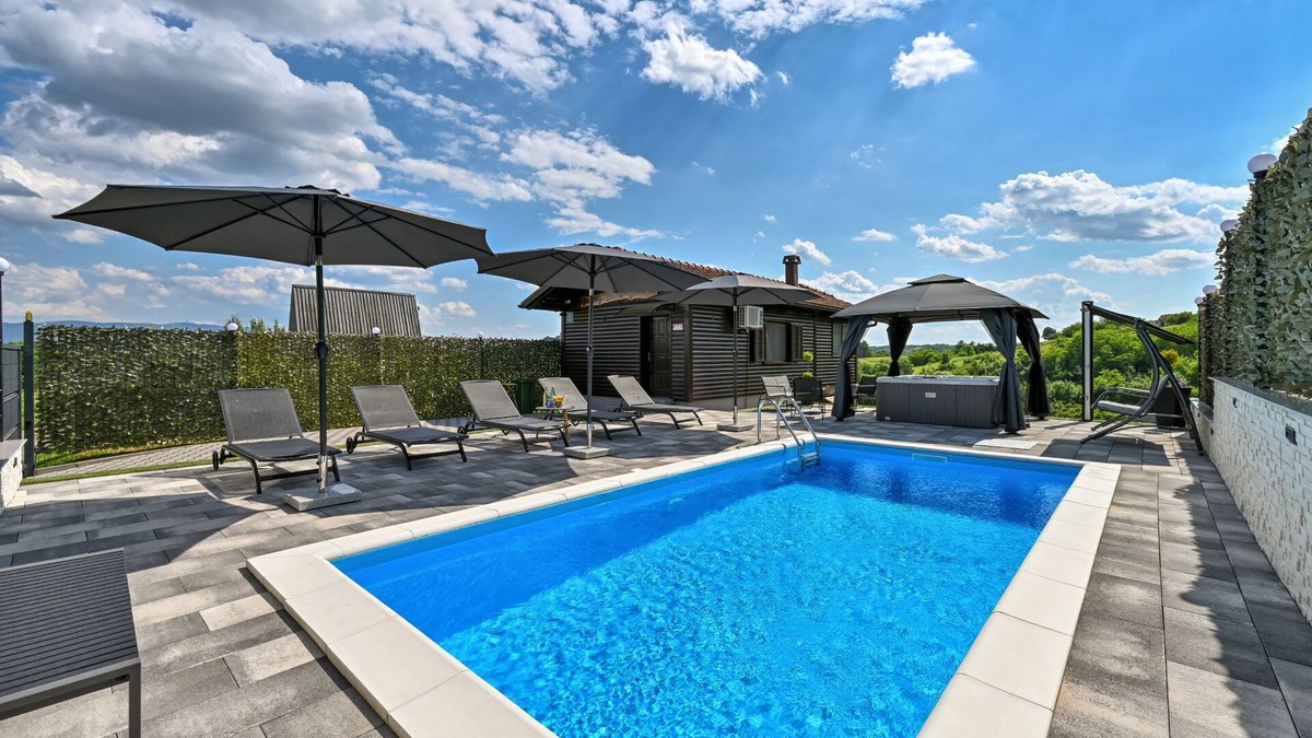 Krapina-Zagorje House | AquaHaven With Private Pool And Wellness, Veliko Trgovišće, Croatia