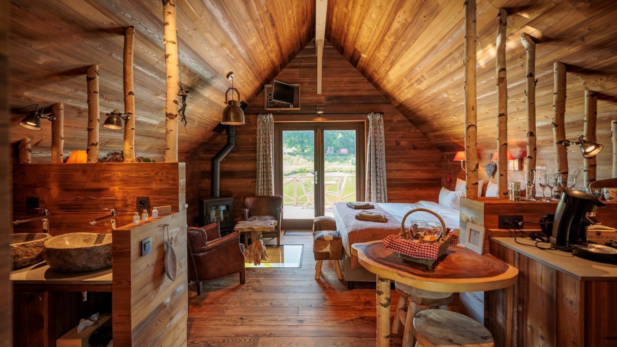 Mettet House | AquaLodge