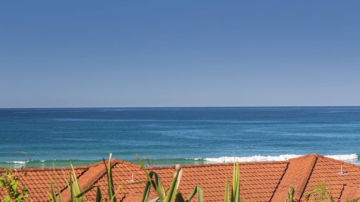 Sapphire Beach Apartment | Aqualuna Beach Apartments 42