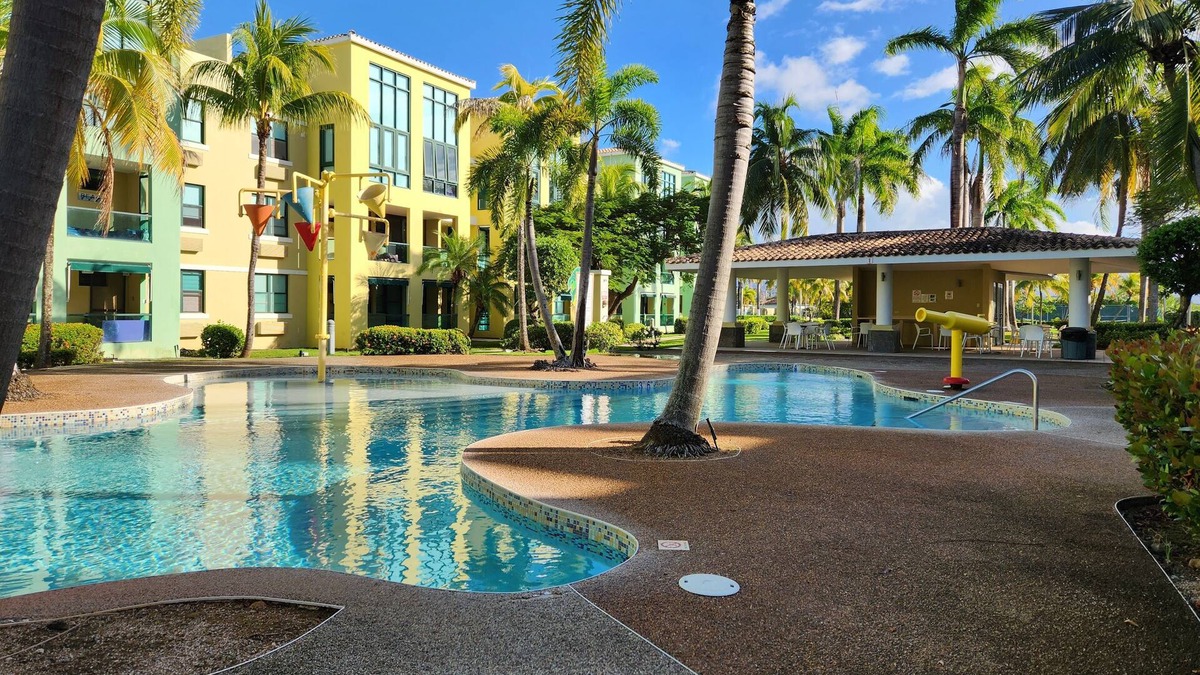 Mediania Alta Apartment | Aquatika Escape: Sun, Sand and Pools - 1st floor