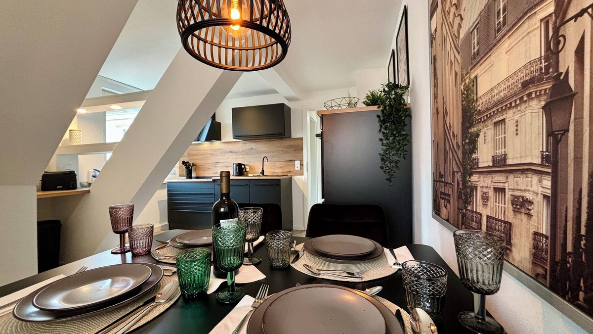 Rudolstadt Apartment | AR Apartments I Art Apartment 4 Pers. Zentrum