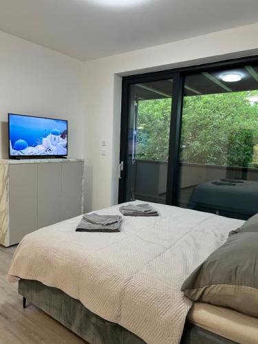 Sever Apartment | AR SANTORINI white