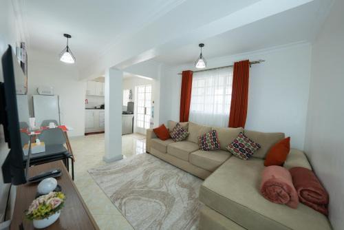 Langata Apartment | Arabella Bloom - Chic 1-Bedroom Apartment near Waterfront Mall Karen