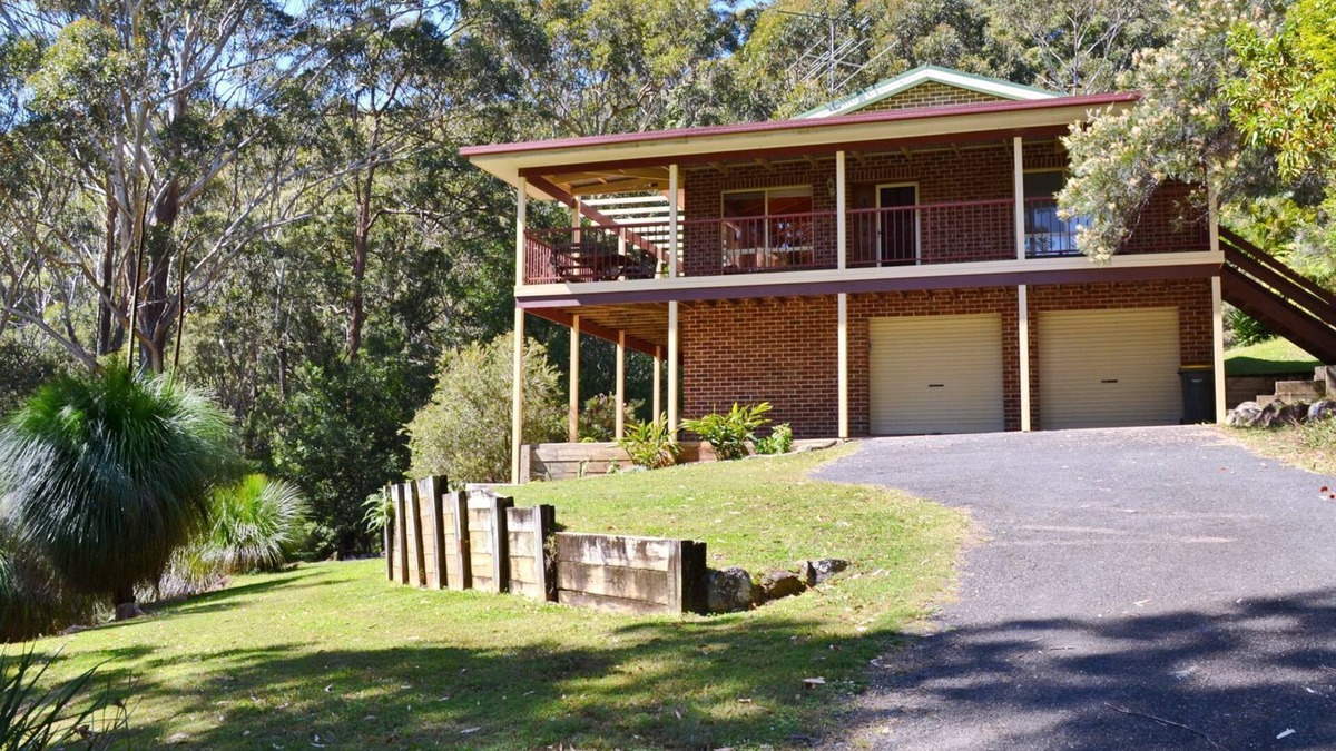 Arakoon House | Arakoon Heights - close to South West Rocks