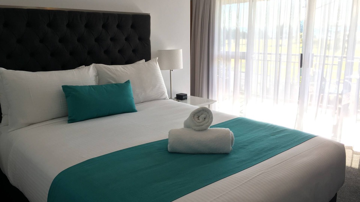Batehaven Hotel | Araluen Motor Lodge