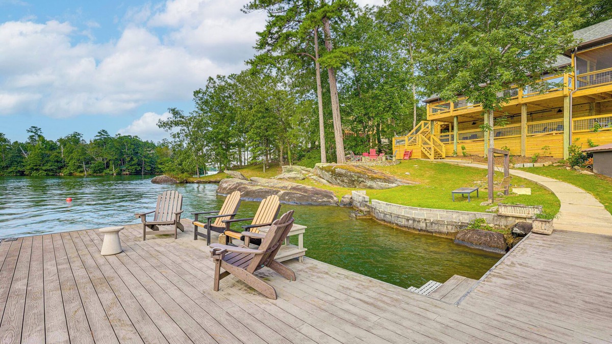 Little Kowaliga House | 'Arcade Cove' - Renovated Lake Martin Home w/Dock