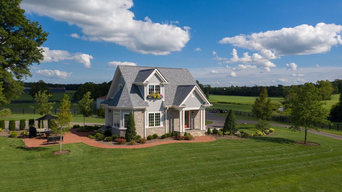 Georgetown Cottage | ARCADIA FARM COTTAGE - Luxury Bluegrass Retreat for 8 Near Kentucky Horse Park