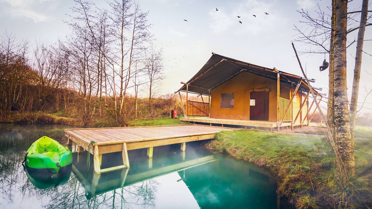 Wrexham Cabin | Arcadia Safari Tent in private 5 acre field