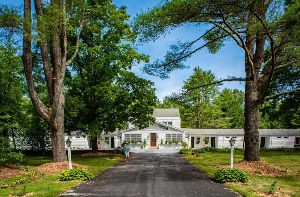 Sunderland Hotel | Arcady Mountain Motor Lodge