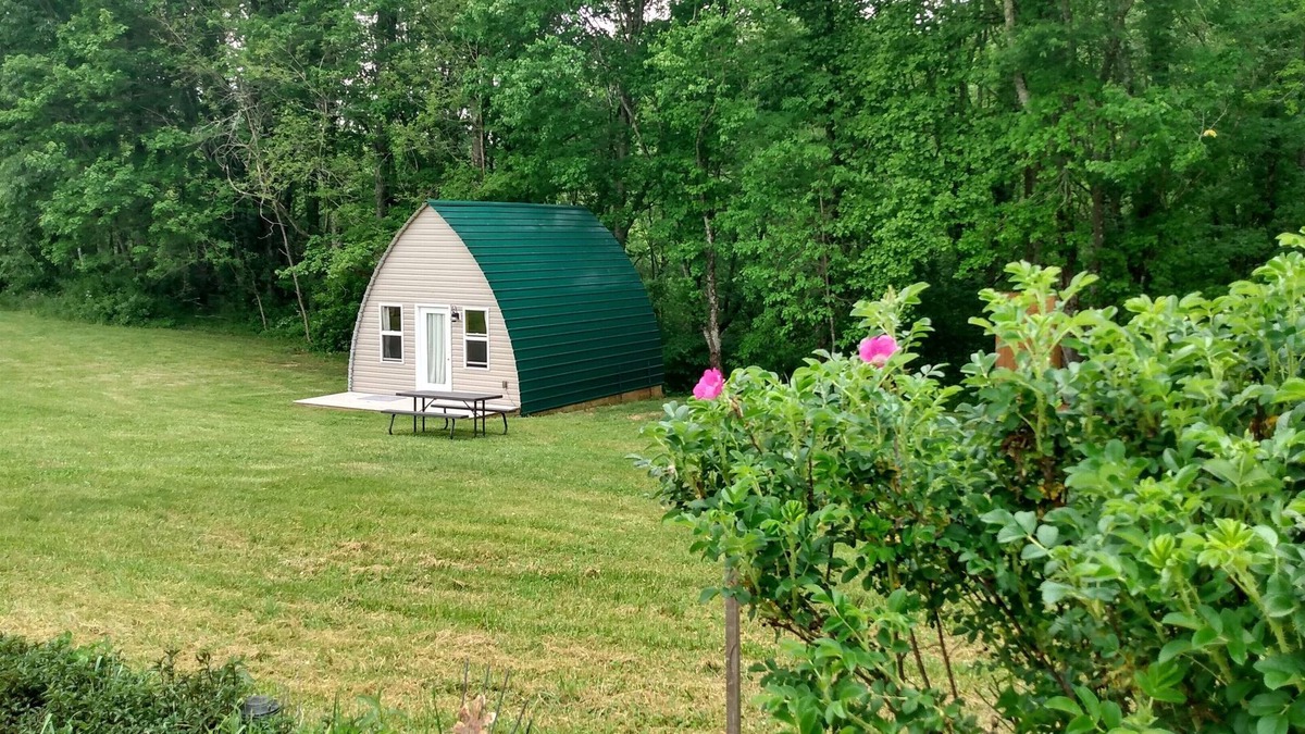 Mountain City House | Arched Cabin near Damascus, VA