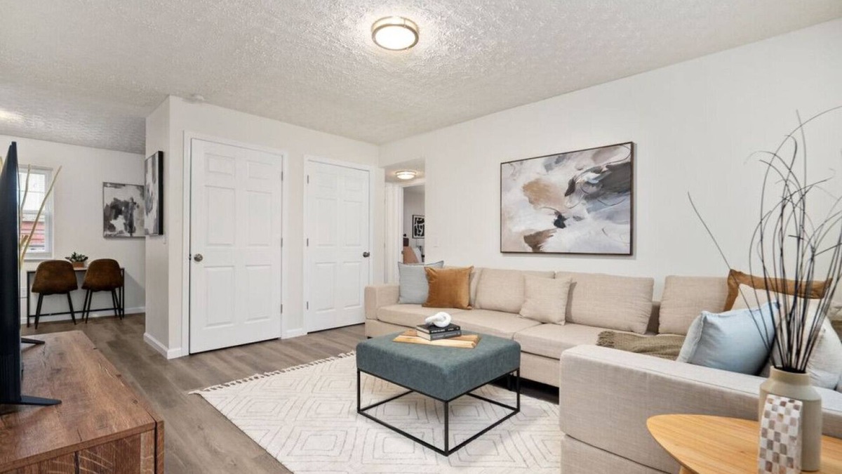 University District Apartment | Archer at the Quad- 2BR 1BA Apt| North Campus