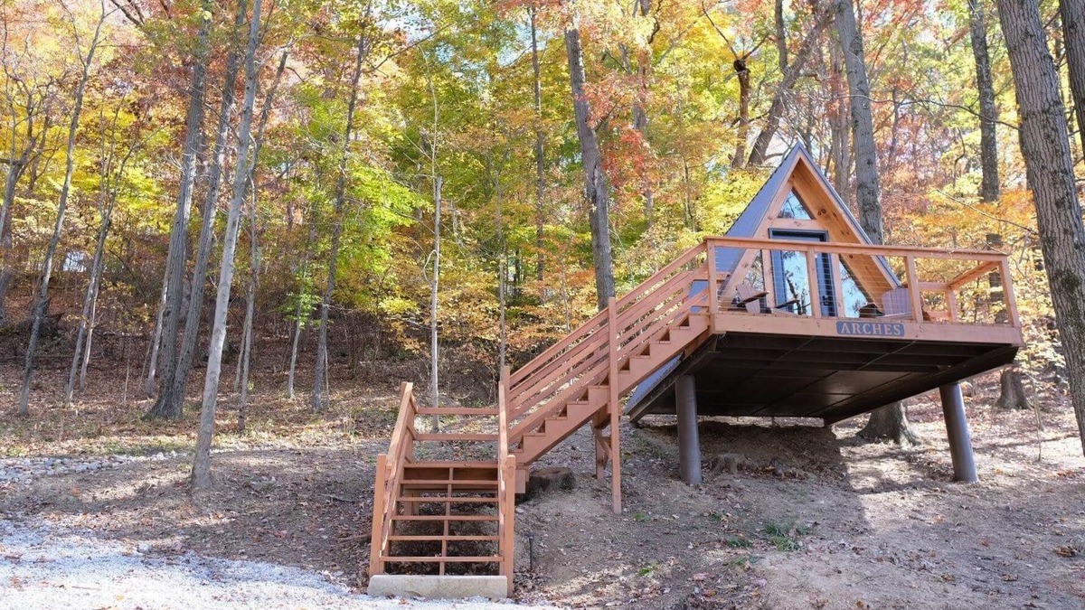 Scio Cabin | Arches/Rustic Lakeview Cabin- 2 Person A-Frame