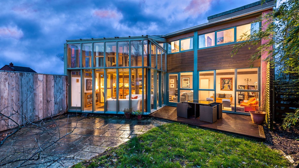 Llyswen House | Architect designed Eco House in small village on the Wye Valley Walk.