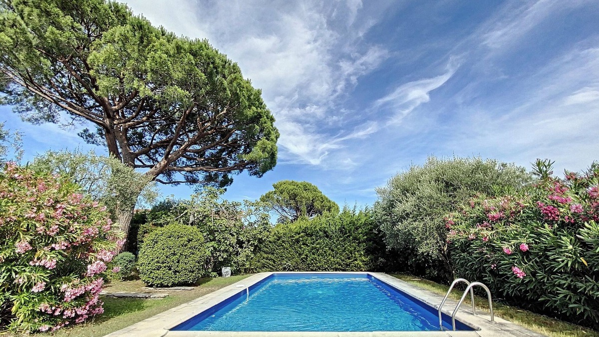 Saint-Jacques House | Architect-designed house - Absolute peace and quiet - Private pool
