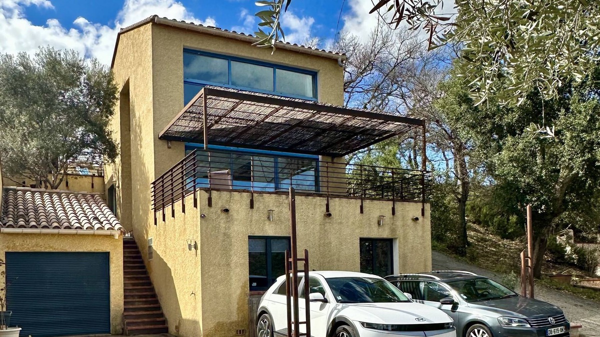 Laroque-des-Alberes Villa | Architect designed villa stunning position and views !
