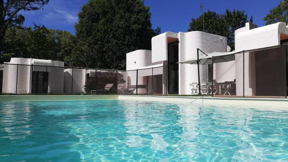 Saint-Pierre-d'Irube Villa | Architect's house year 1970, 5400m2 of garden