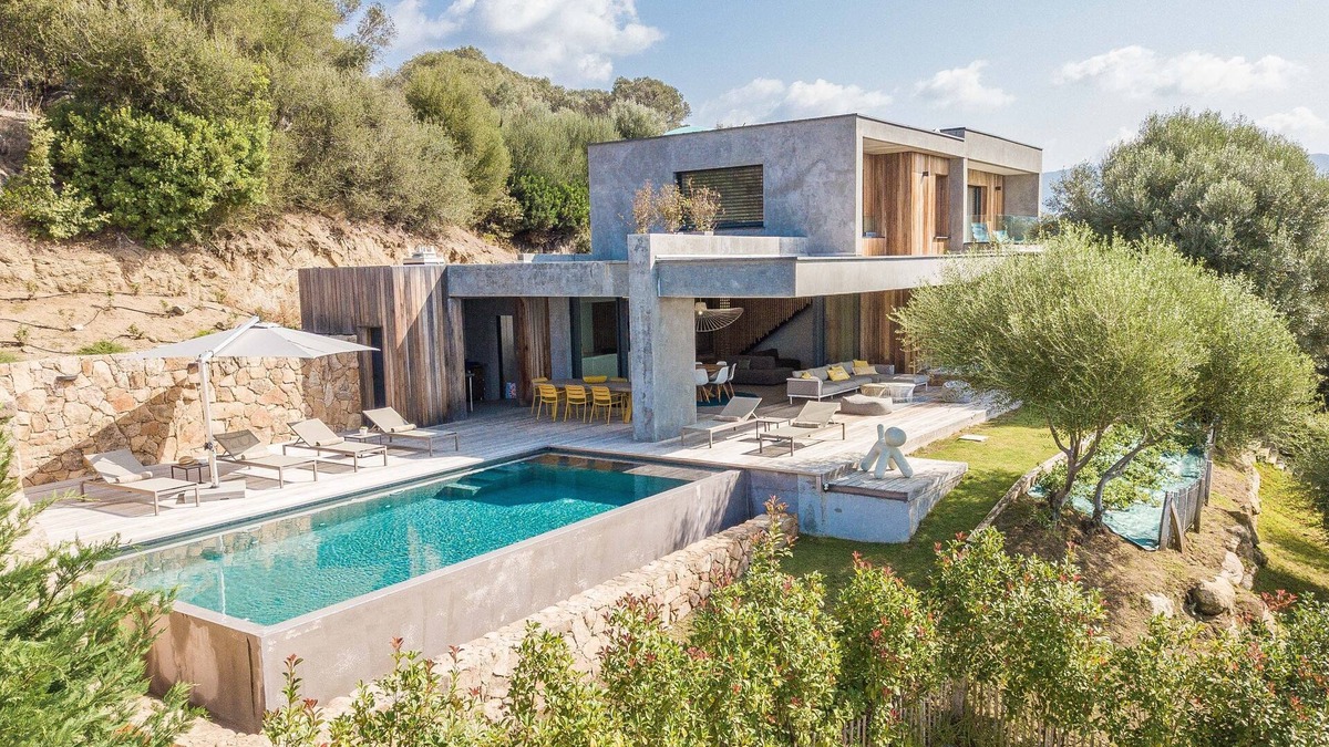 Vetricella House | Architect's villa with exceptional sea view and secure heated swimming pool