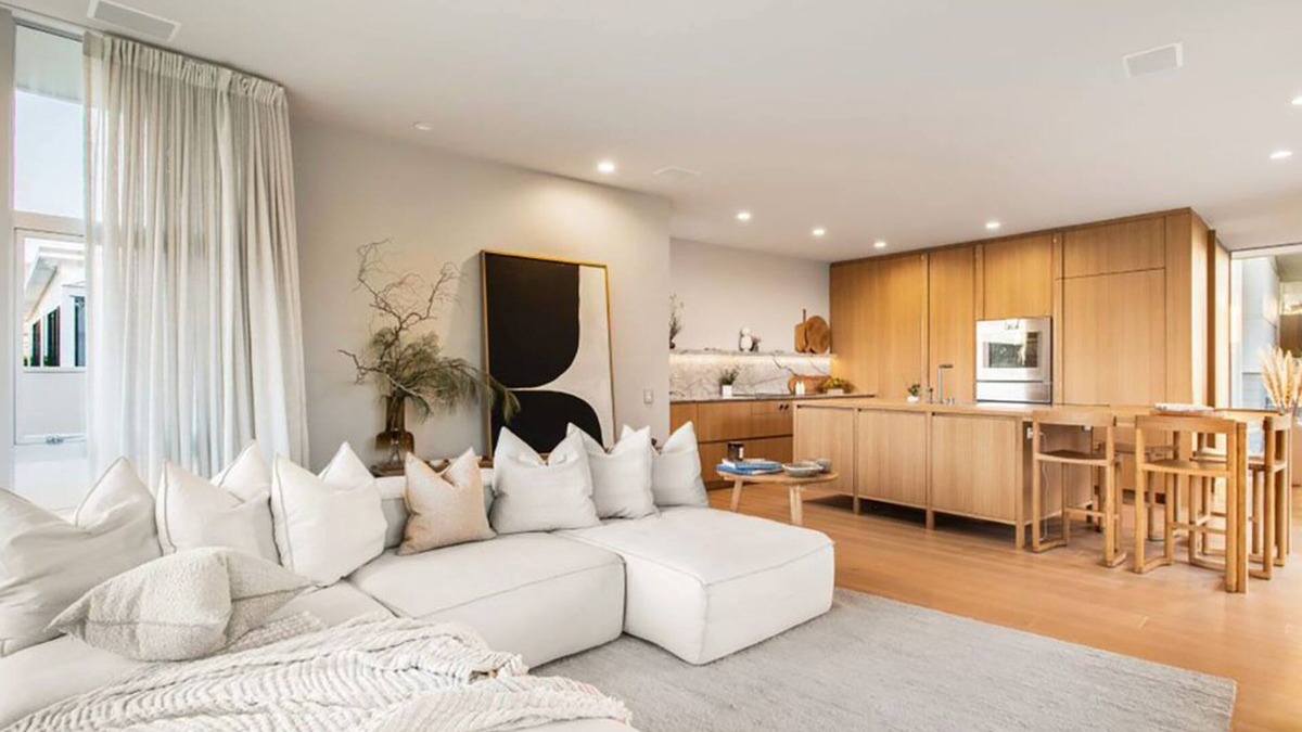 Omaha House | Architectural masterpiece, with private beach access.