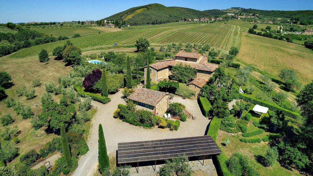 Castelnuovo Berardenga Apartment | Arco al Poggio, Arceno Rentals Club, Spacious Chianti Apt, Pool, Concierge, WiFi