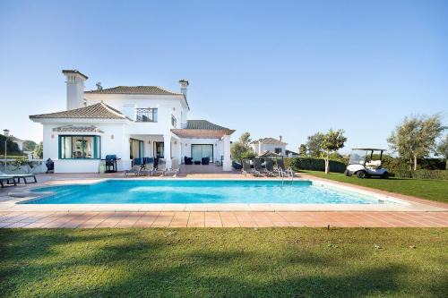 Arcos de la Frontera Villa | Arcos golf Jacaranda 5 dormitorios