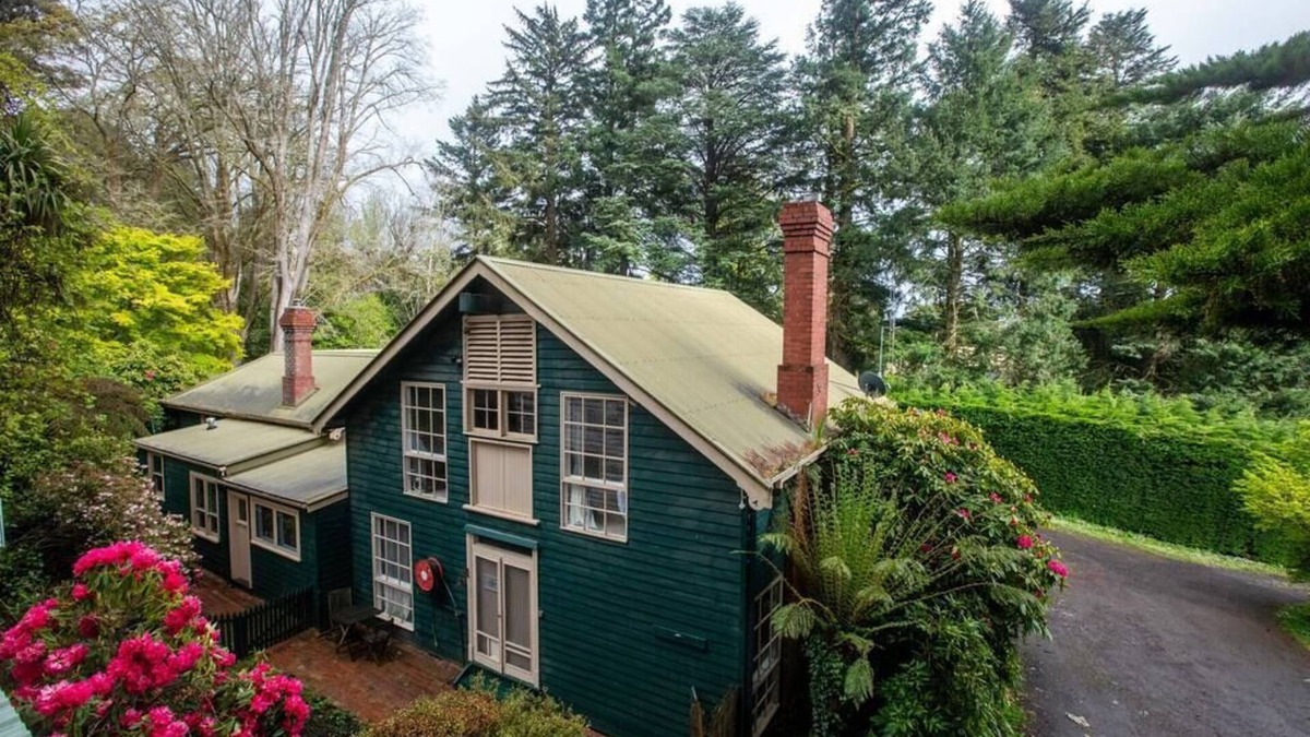 Mount Macedon House | Ard Choille Cottages