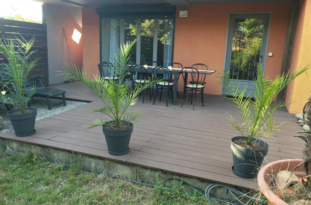 Ruoms House | ARDECHE GITE 6- 8 PERS CLIM WIFI 3CH TERRASSE PARKING JARDIN