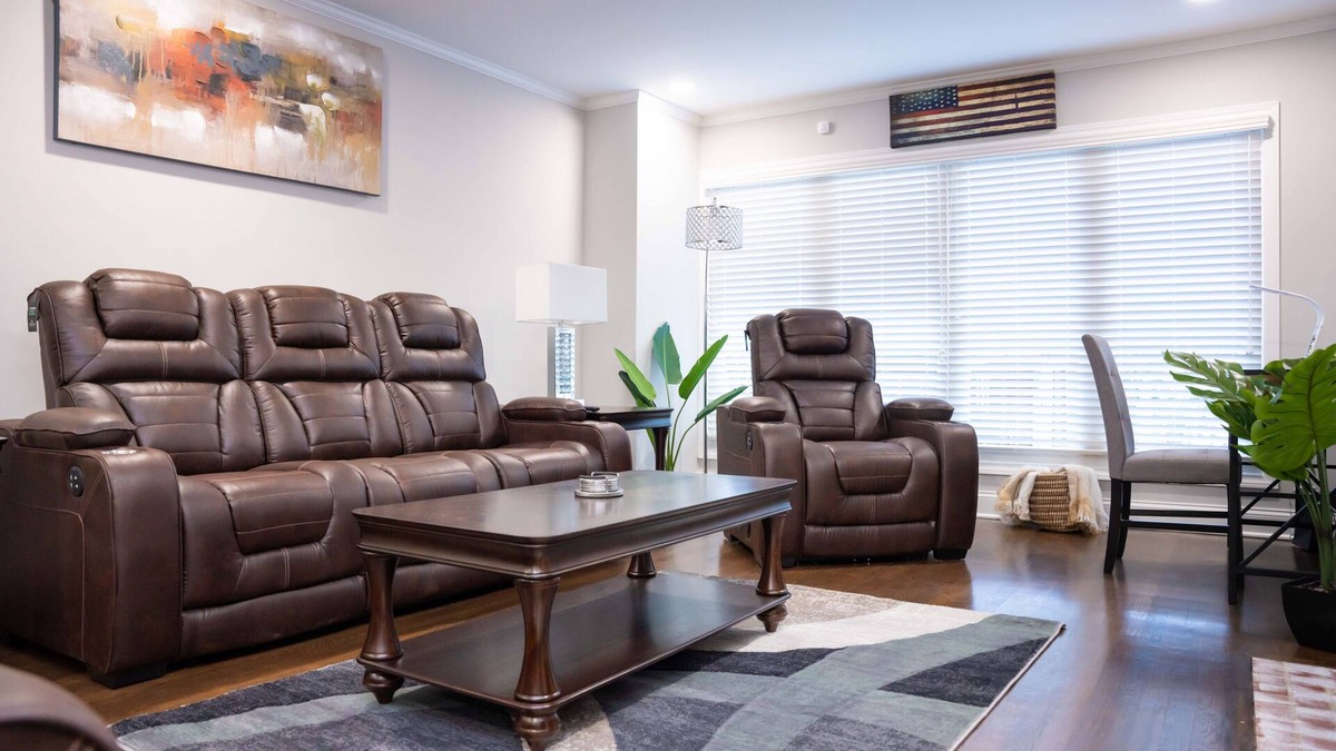 Winston - Salem House | Ardmore Gem close to mall and Hospitals, 4bed/3bth