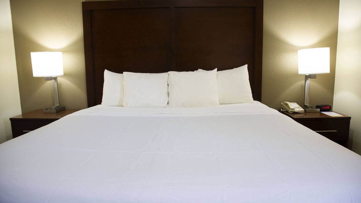 Ardmore Hotel | Ardmore Inn & Suites