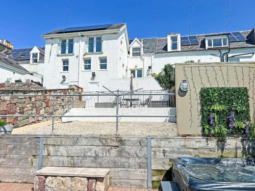 Ballantrae House | Ardstinchar Mews