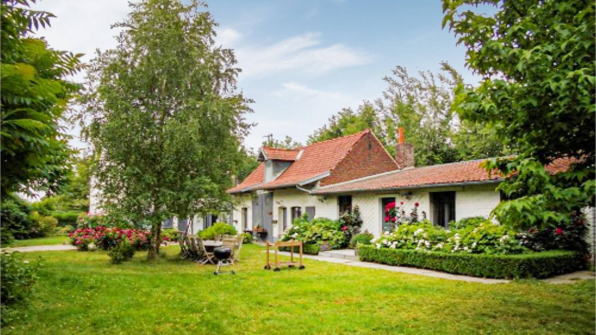 Verlinghem House | Are you dreaming of a vacation in a quiet location and yet close to attractions? Then you are right