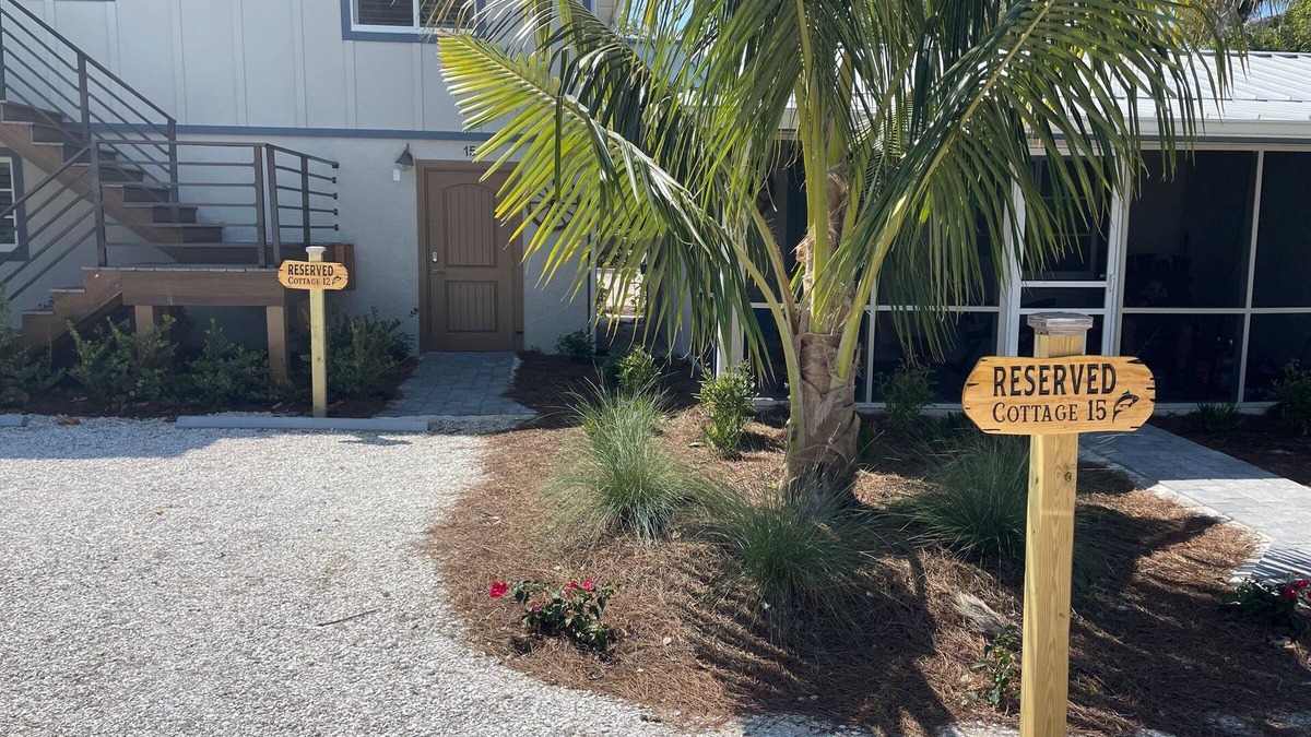 Captiva Cottage | Are you looking for a quaint fishing village in the heart of Captiva Island? - Jensen's Cottage #15