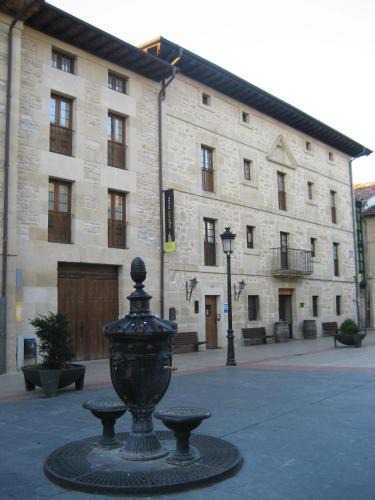 La Puebla De Arganzon Hotel | Arganzón Plaza