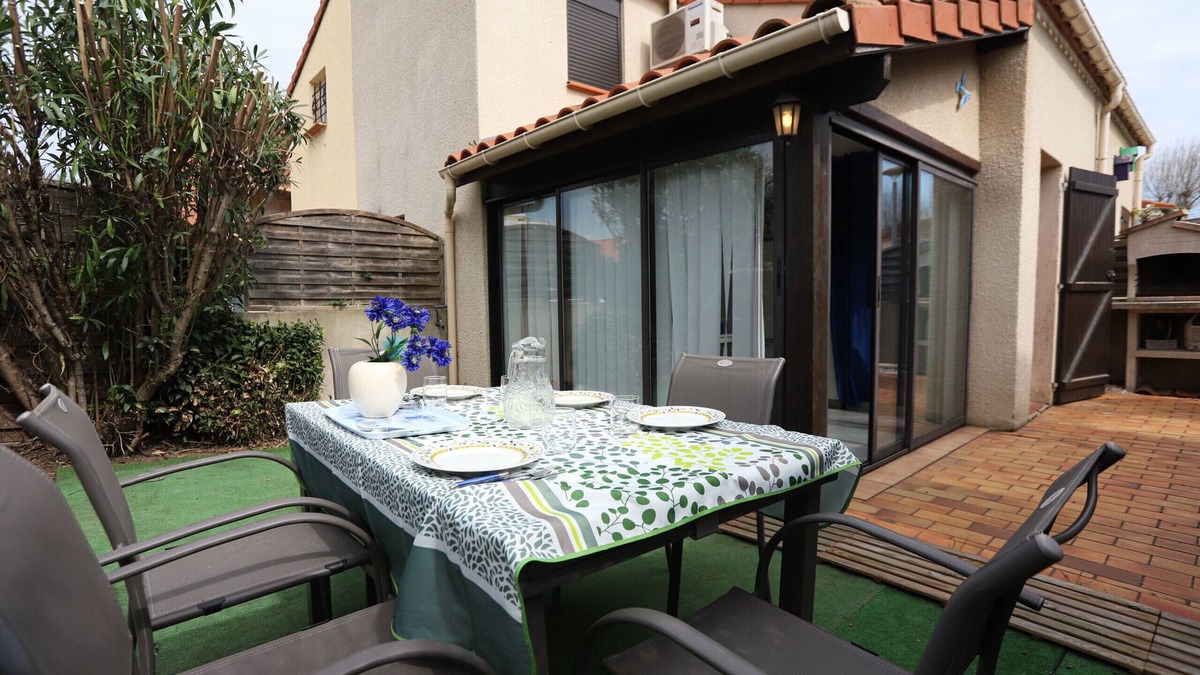 Argeles-sur-Mer Ski Chalet | Argelès-sur-Mer pretty house with terrace and swimming pool